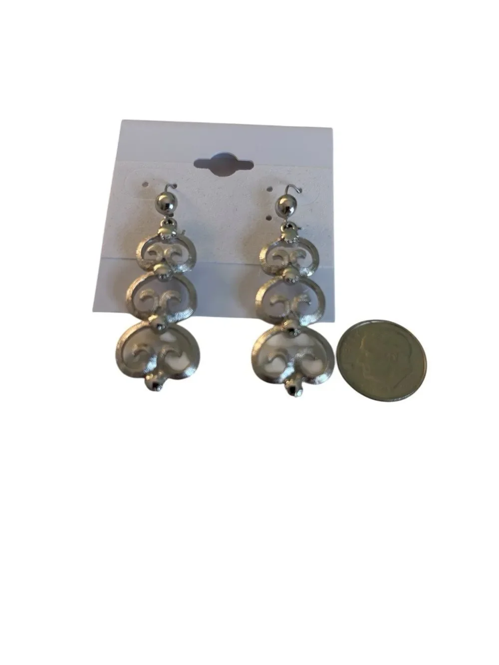 Beautiful Vintage Monet Dangling Filigree Brushed Silver Toned Earrings.